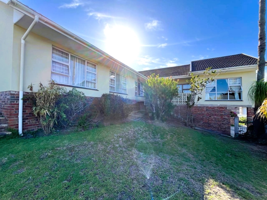 3 Bedroom Property for Sale in Beacon Bay Eastern Cape